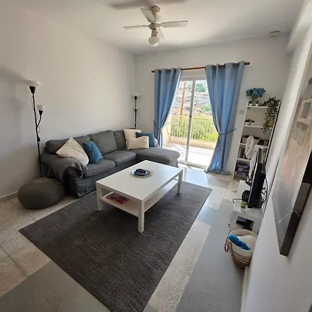 Regina Gardens 1bedroom Chloraka Apartment *