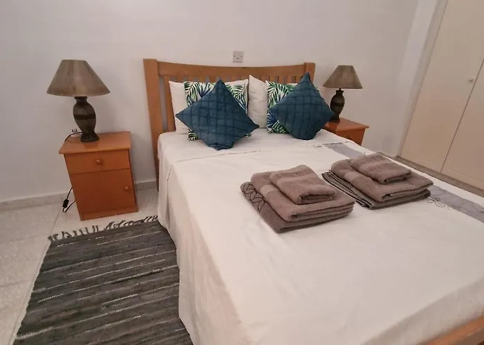 Regina Gardens 1bedroom Chloraka *