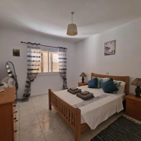 Apartment Regina Gardens 1bedroom Chloraka *