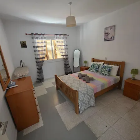 Regina Gardens 1bedroom Chloraka * Pafos