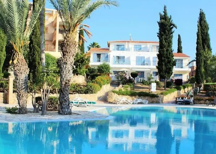 Regina Gardens 1bedroom Chloraka *